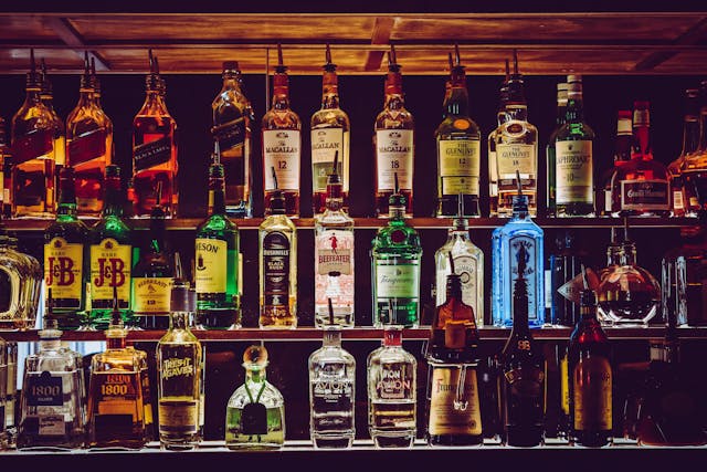 The High Roller Bar
